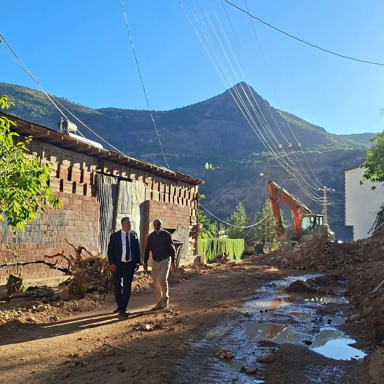 BAŞKANIMIZ, İNÖNÜ, ÇAMLICA, HASANBEY VE AKÇAKALE MAHALLEMİZDE ÇALIŞMALARIMIZI İNCELESİ