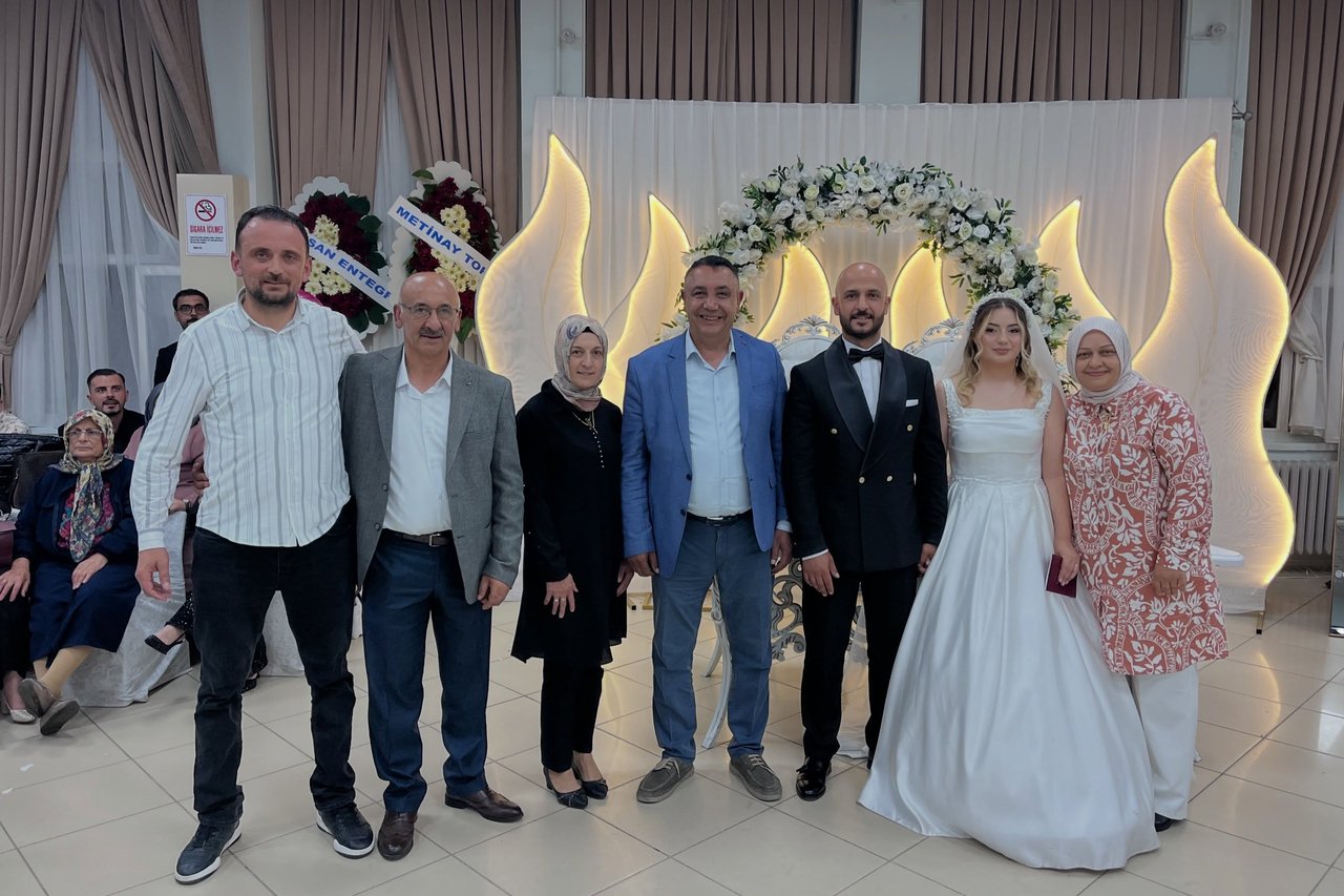 BAŞKANIMIZ, DÜĞÜN TÖRENLERİNE KATILDI NİKAH KIYDI