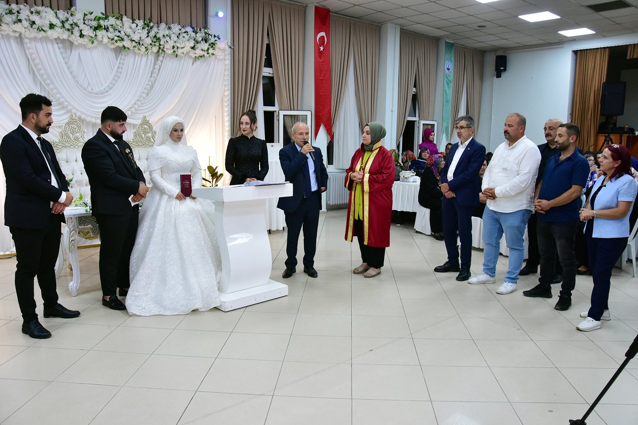 BAŞKAN YARDIMCIMIZ ORHAN MAZMAN, KADER KAÇAN VE İBRAHİM ÖZDEMİR’İN DÜĞÜN MERASİMLERİNE KATILDI