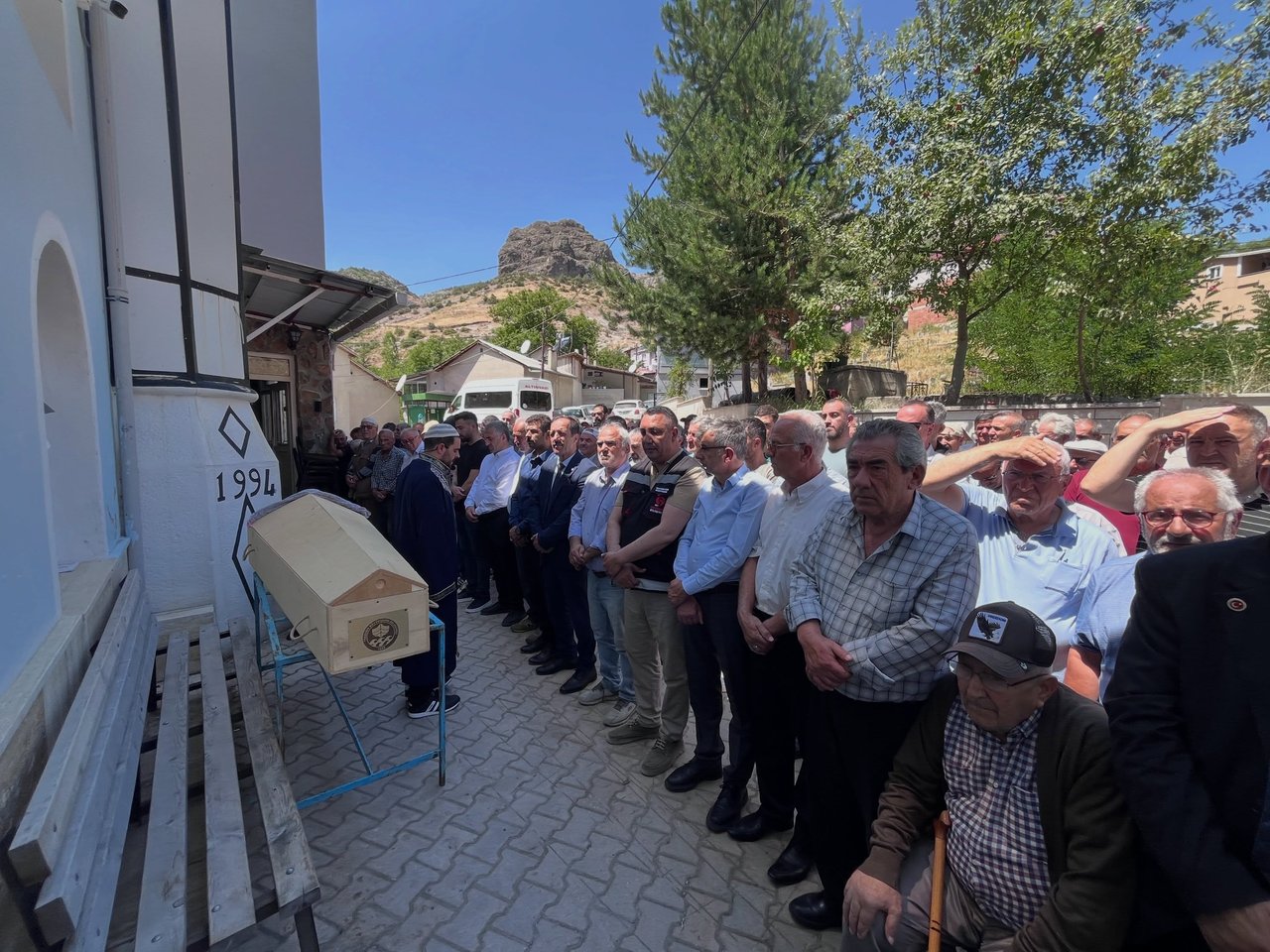 BAŞKANIMIZ, DİBEKLİ KÖYÜ SAKİNLERİNDEN HATİCE KARTAL’I EBEDİYETE UĞURLADI