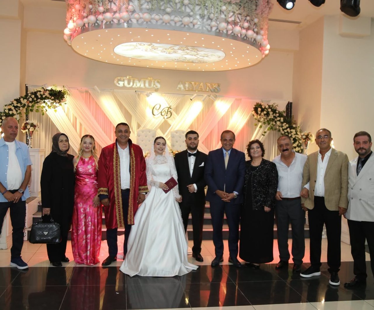BAŞKANIMIZ, DÜĞÜN TÖRENLERİNE KATILDI NİKAH KIYDI