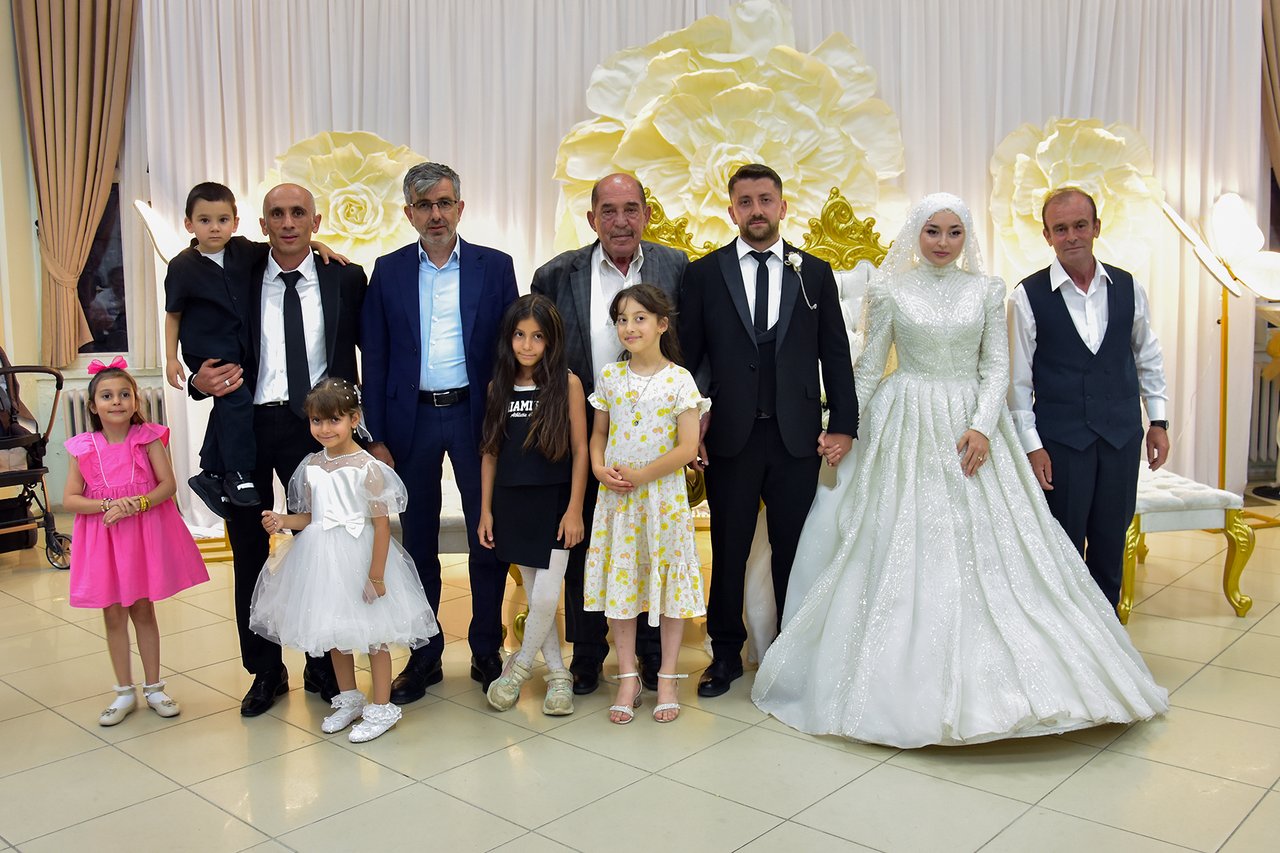 BAŞKAN VEKİLİMİZ ŞEVKİ AŞKIN, NURSEFA DEMİR VE METE DORUK’UN DÜĞÜN MERASİMİNE KATILDI