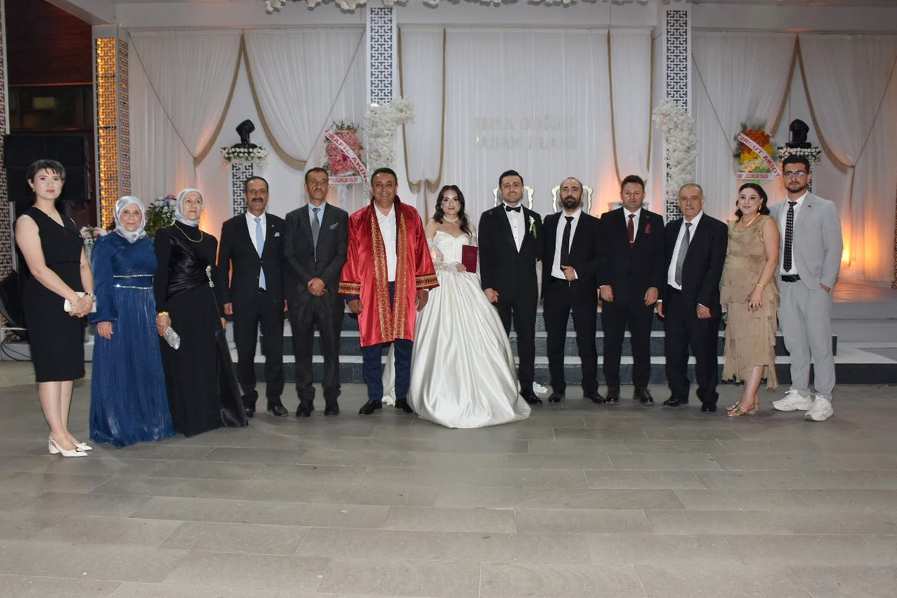 BAŞKANIMIZ, DÜĞÜN TÖRENİNE KATILARAK NİKAH KIYDI