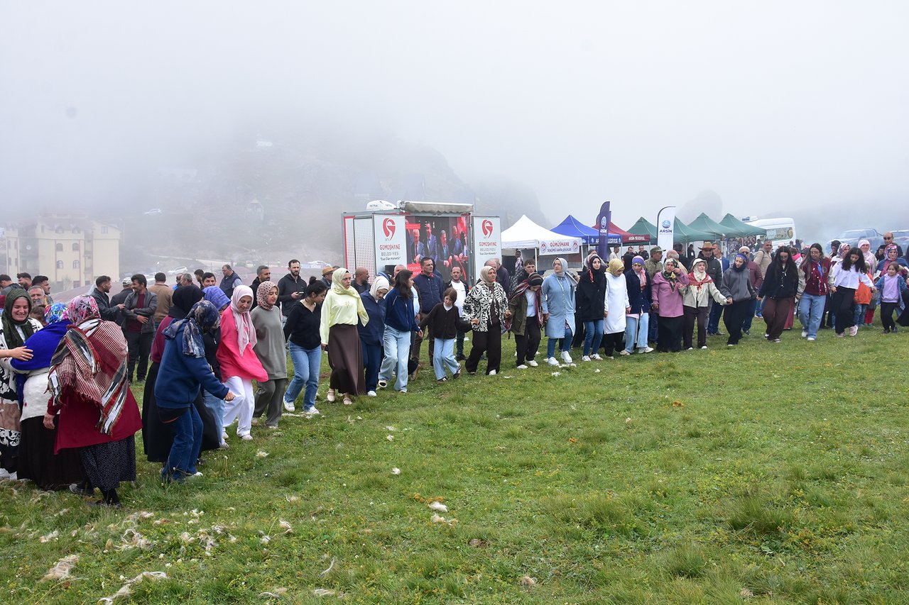 BAŞKANIMIZ, 15. SANTA, TAŞKÖPRÜ KÜLTÜR VE YAYLA ŞENLİĞİNE. 13.  AKYAYLA YAYLA ŞENLİĞİNE KATILDI