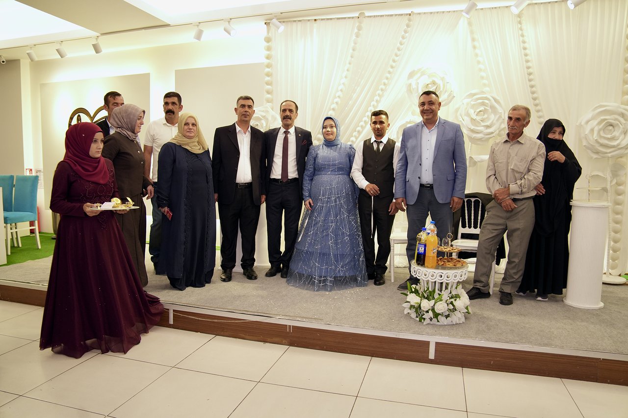 BAŞKANIMIZ, DÜĞÜN TÖRENLERİNE KATILDI NİLAH KIYDI