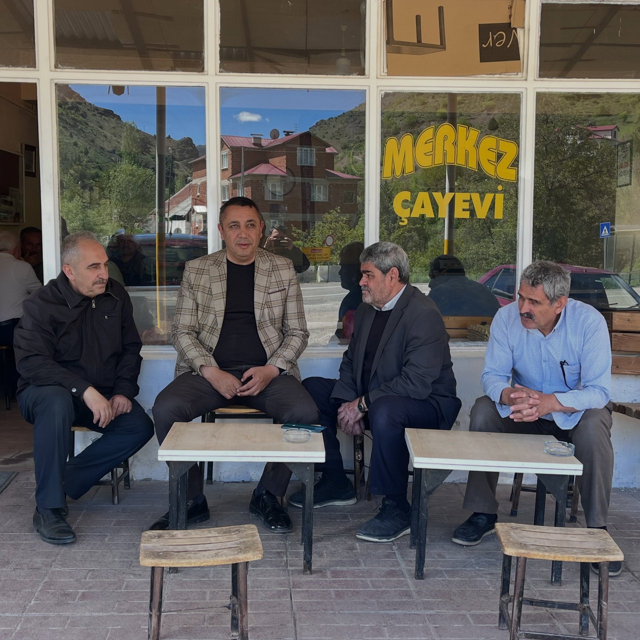 BAŞKANIMIZ, ZÜLFİKAR AKDEMİR’İ EBEDİYETE UĞURLARDI, KIRIKLI KÖYÜMÜZDE HEMŞEHRİLERİMİZLE BİR ARAYA GELDİ