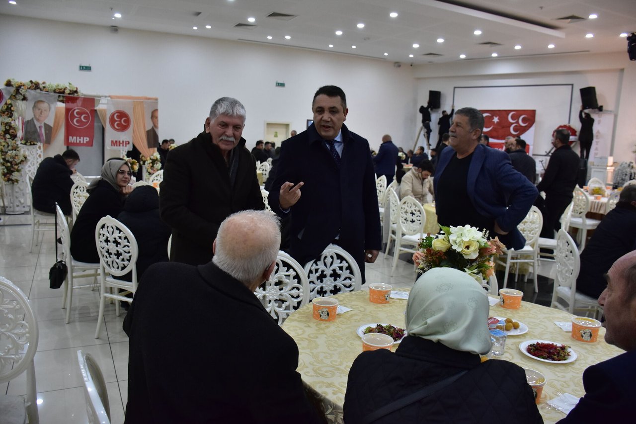 BAŞKANIMIZ, İL BAŞKANLIĞIMIZIN ÖNCÜLÜĞÜNDE, PARTİMİZİN DÜZENLEDİĞİ İFTAR PROGRAMINA KATILDI