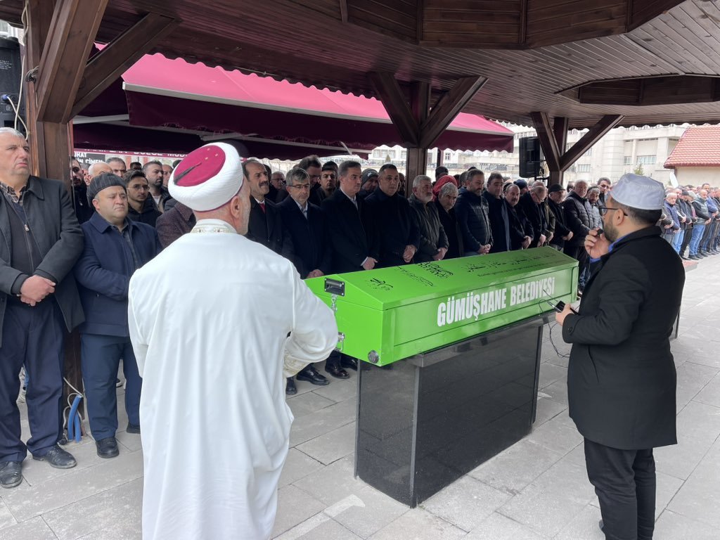 BAŞKANIMIZ, İLİMİZ GÜMÜŞKAYA KÖYÜ SAKİNLERİNDEN ALAADDİN ÇİÇEK’İ EBEDİYETE UĞURLADI