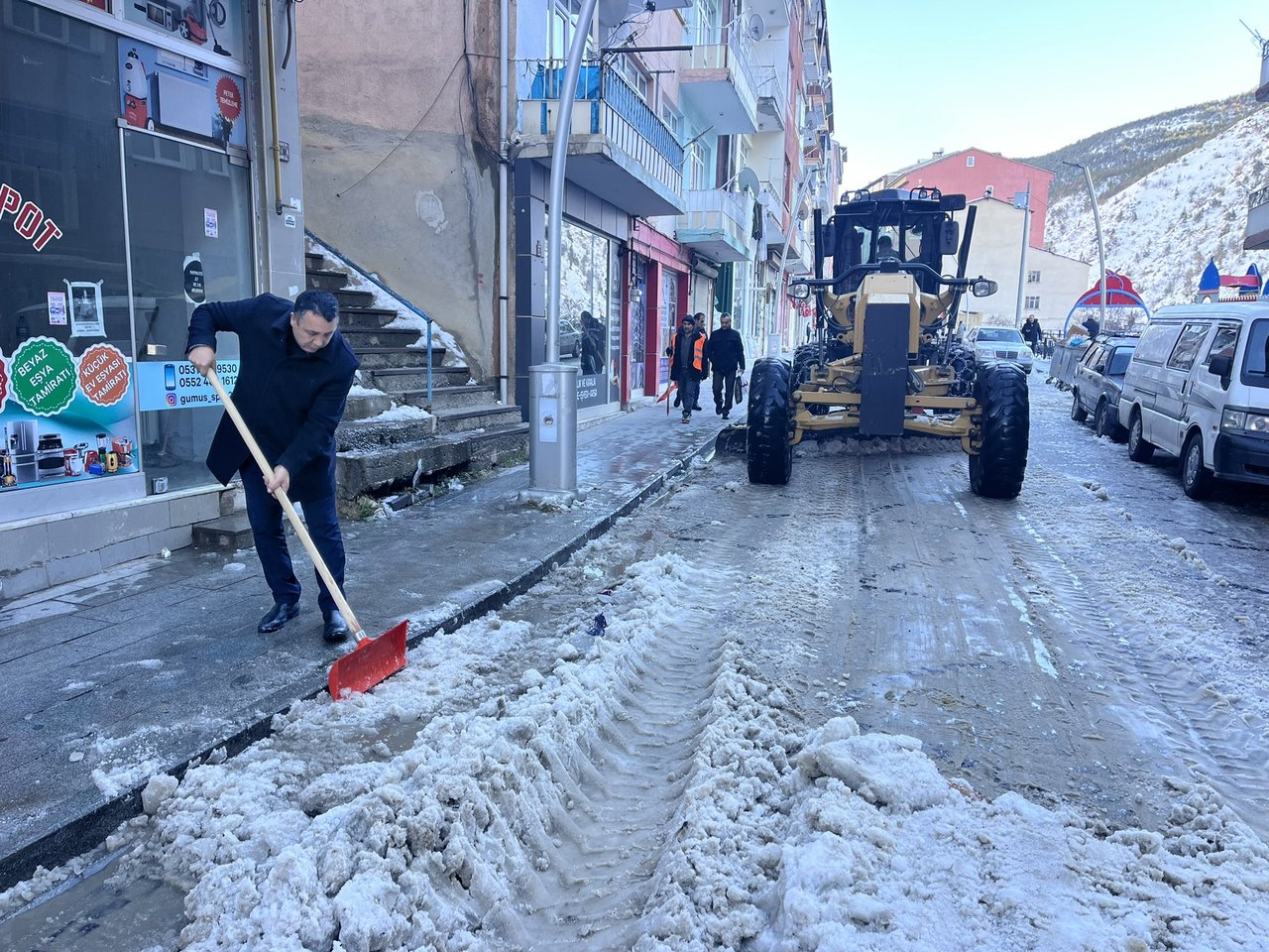 BAŞKANIMIZDAN YOĞUN GÜN, ÇALIŞMA SAHASI İNCELEME, MECLİS TOPLANTISI, AÇILIŞ, CENAZE PROGRAMI
