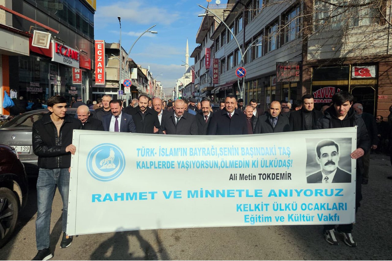 BAŞKANIMIZ, ALİ METİN TOKDEMİR’İ DUALARLA YAD ETTİ, MEHMET ALİ AKGÜL’Ü EBEDİYETE UĞURLADI