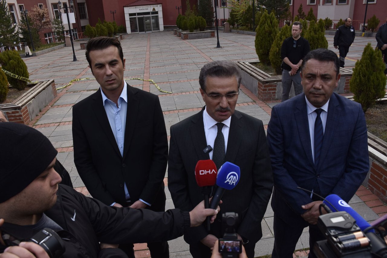BAŞKANIMIZ GEÇMİŞ OLSUN DİLEKLERİNİ İLETTİ, ALİ AĞAÇ’I EBEDİYETE UĞURLADI