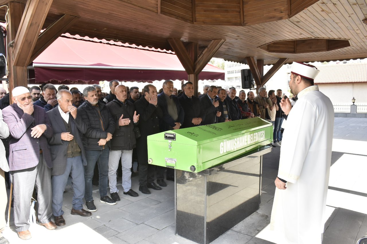 BAŞKANIMIZ, HAYRULLAH KAYA’YI EBEDİYETE UĞURLADI