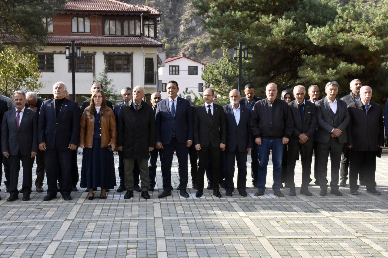 BAŞKANIMIZ, MUHTARLAR GÜNÜ PROGRAMLARINA KATILDI, TÜRKAN KIZILKÖY'Ü EBEDİYETE UĞURLADI