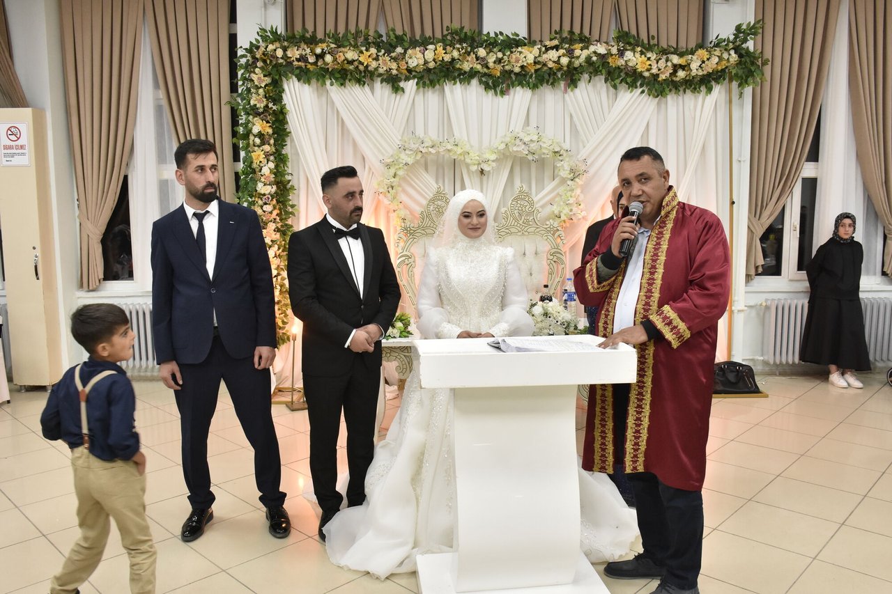 BAŞKANIMIZ, AYFER ÇETİN VE RESUL DALMA KARDEŞLERİMİZİN DÜĞÜN MERASİMLERİNE KATILDI