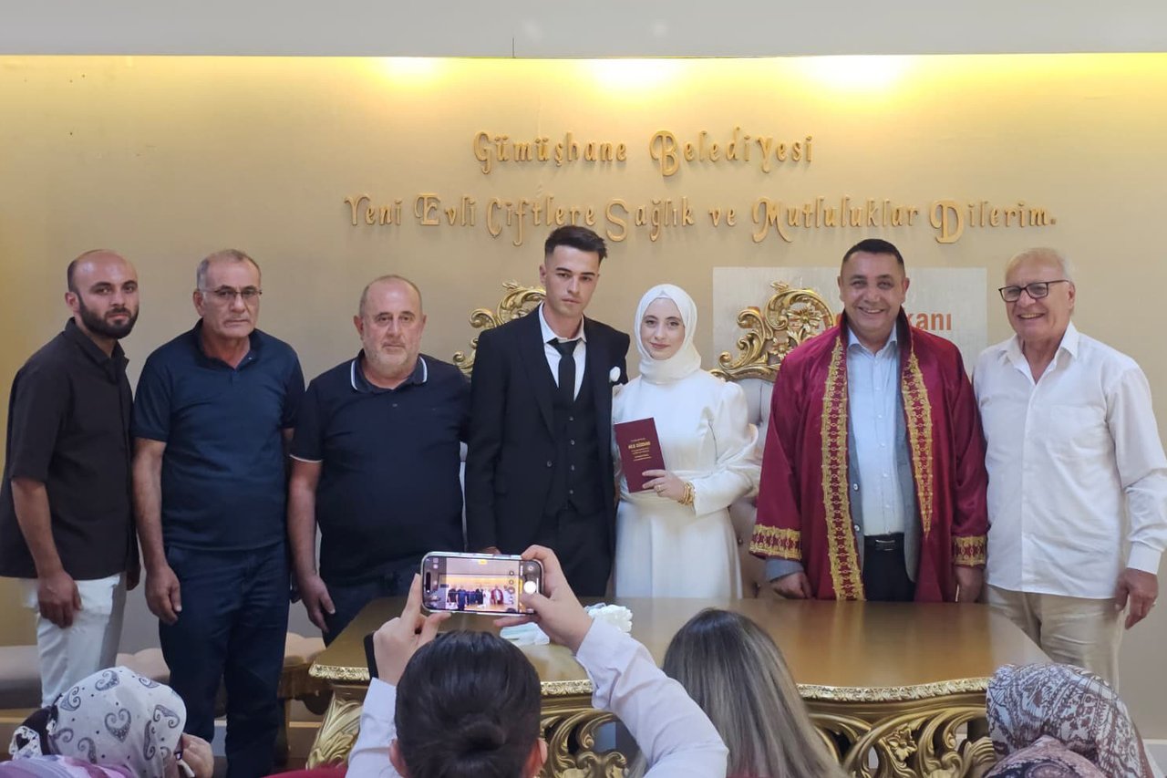 BAŞKANIMIZ, GÖZDE SALANTUR VE AYTEKİN FAZIL ÇAKMAK KARDEŞLERİMİZİN NİKÂH AKDİNİ GERÇEKLEŞTİRDİK
