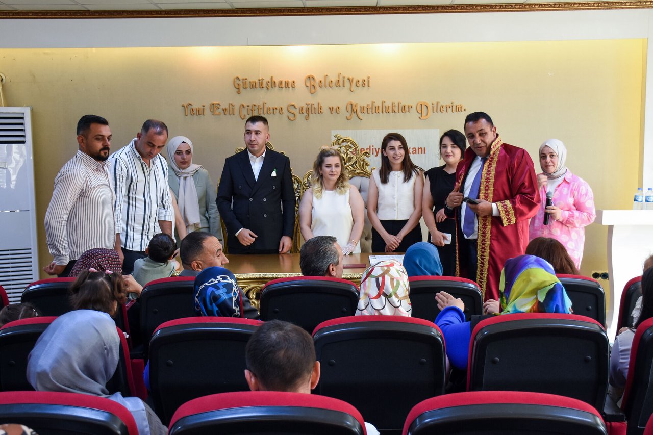 BAŞKANIMIZ, SİBEL KOÇ VE SELİM ARSLAN KARDEŞLERİMİZİN NİKAH AKDİNİ GERÇEKLEŞTİRDİ