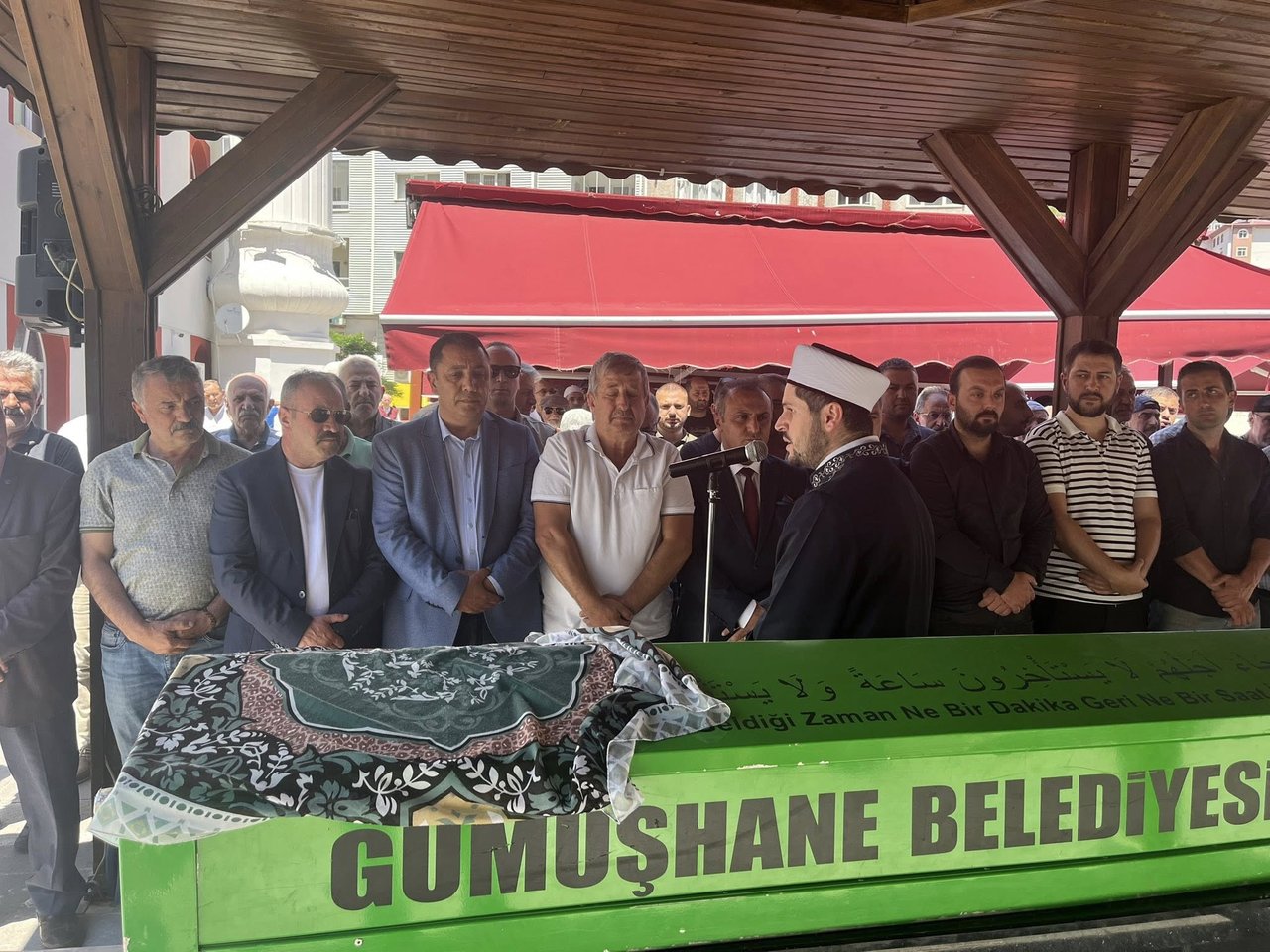 BAŞKANIMIZ, İLİMİZ ÇAMLICA MAHALLESİ SAKİNLERİNDEN NEŞE ATEŞ’İ EBEDİYETE UĞURLADI