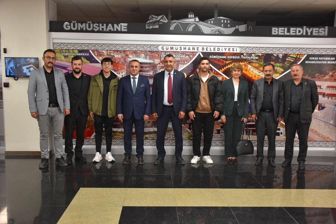 GÜMÜŞHANE ÜNİVERSİTESİ REKTÖRÜMÜZ PROF. DR. SAYIN OKTAY YILDIZ’DAN BAŞKANIMIZA ZİYARET