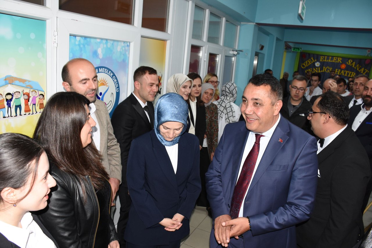 BAŞKANIMIZ, ÖZEL ELLER SANAT ŞENLİĞİ PROGRAMIMINA KATILIM SAĞLADI