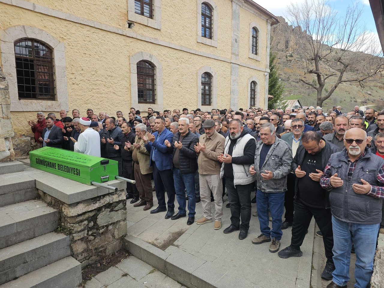 BAŞKANIMIZ, İLİMİZ YAYDEMİR KÖYÜ SAKİNLERİNDEN YÜKSEL ULUTAŞ’I EBEDİYETE UĞURLADI