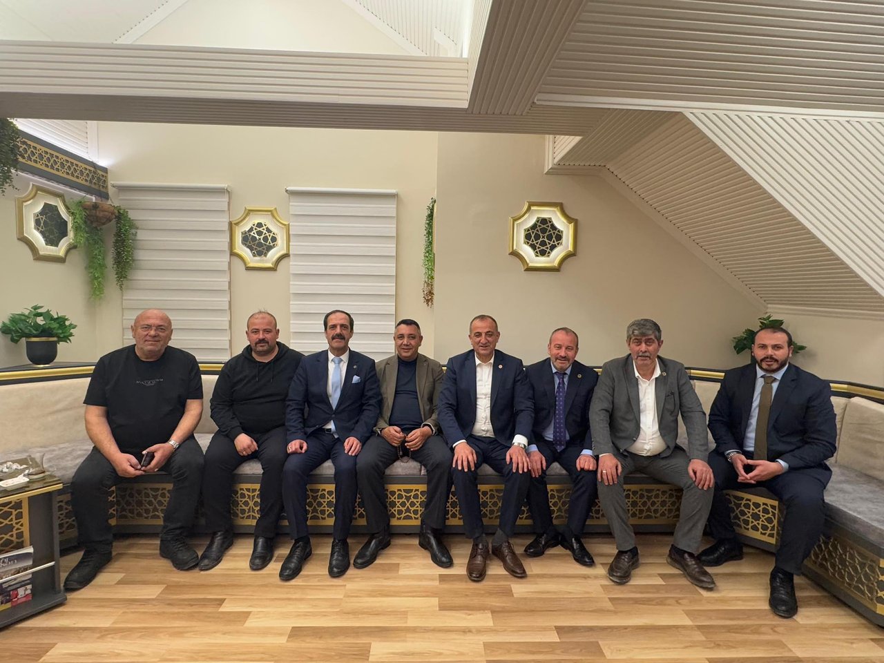 BAŞKANIMIZ, HÜSEYİN NİHAL ATSIZ KÜLTÜR EVİNDE KADİR GECESİ SAHUR PROGRAMINA KATILDI