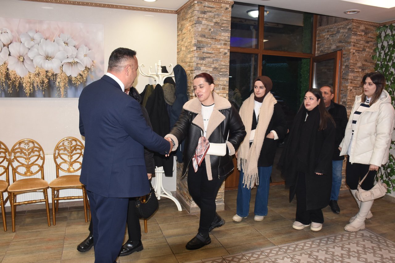 BAŞKANIMIZ, ŞEHRİMİZDE FAALİYET GÖSTEREN YEREL BASIN MENSUPLARIMIZLA AYNI İFTAR SOFRASINI PAYLAŞTI