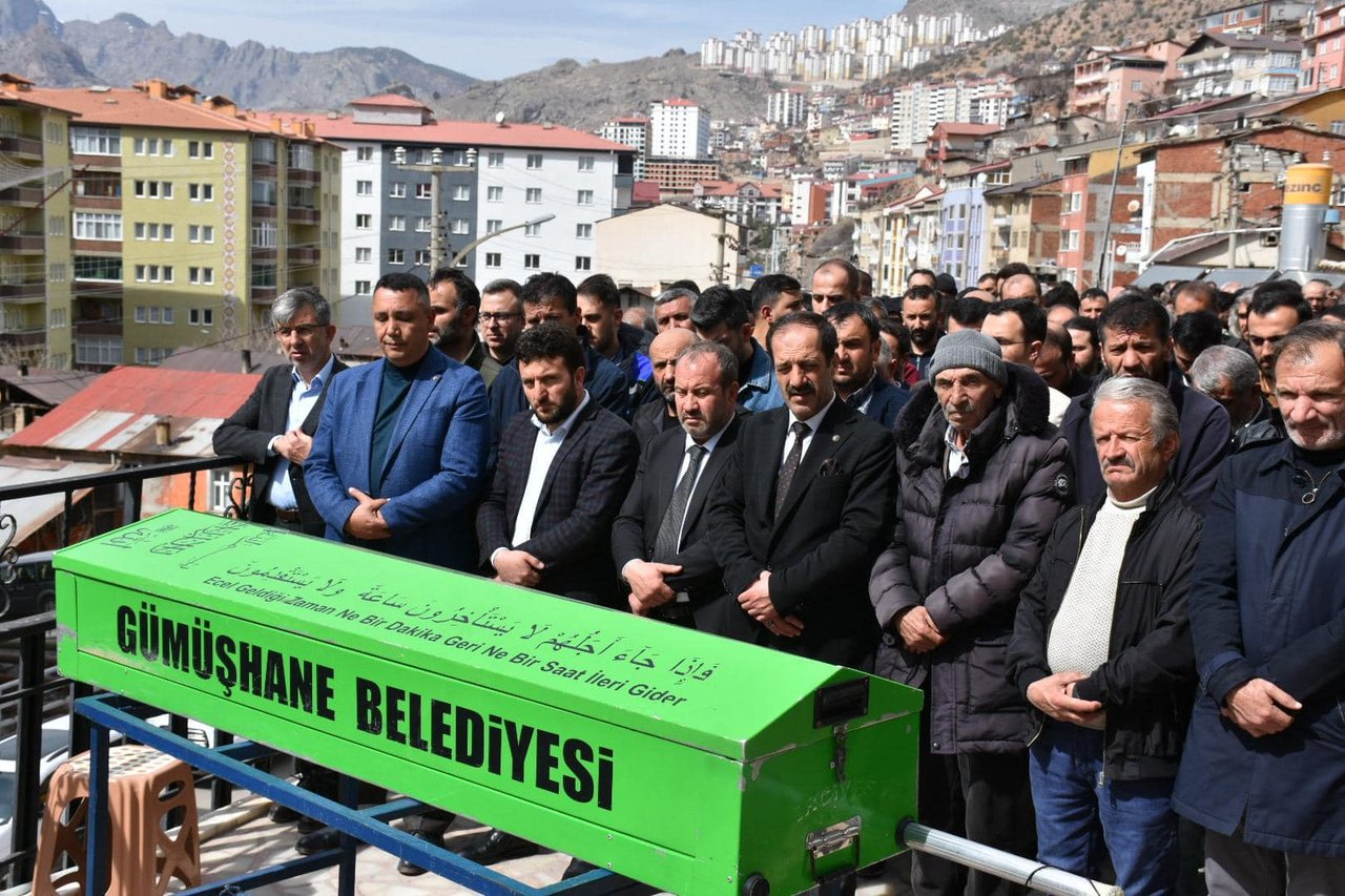BAŞKANIMIZ, İLİMİZ ÜÇKOL KÖYÜ SAKİNLERİNDEN İSMAİL ÇAKIR KARDEŞİMİZİ EBEDİYETE UĞURLADI