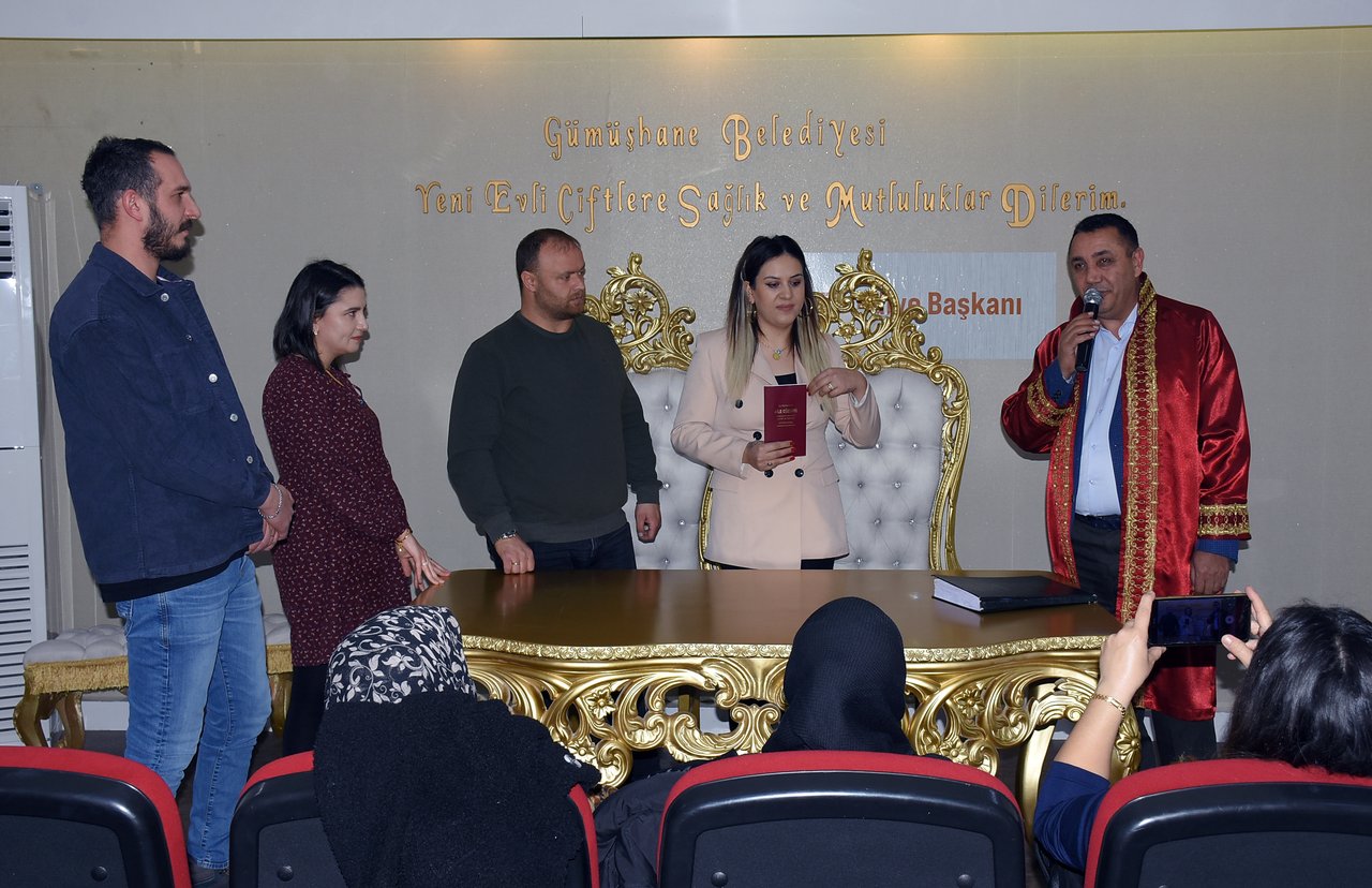 BAŞKANIMIZ, CEMİLE BUSE ÇINAR VE ABDULKERİM MERDAN KARDEŞLERİMİZİN NİKAH AKDİNİ GERÇEKLEŞTİRDİ