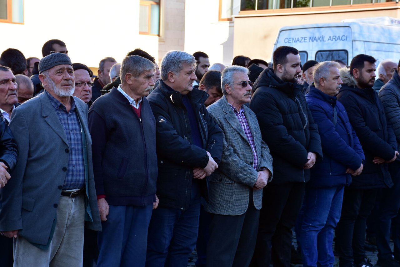 BELEDİYE BAŞKAN VEKİLİMİZ RECEP GÖK, HANDAN TUTCU’NUN CENAZE TÖRENİNE KATILIDI
