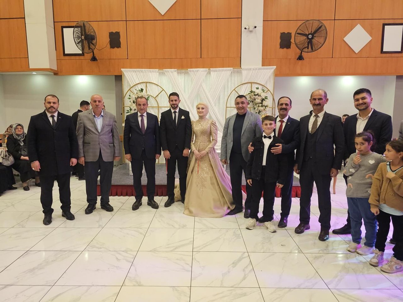 BAŞKANIMIZ, DÜĞÜN VE NİŞAN TÖRENLERİNE KATILARAK NİKAH KIYDI