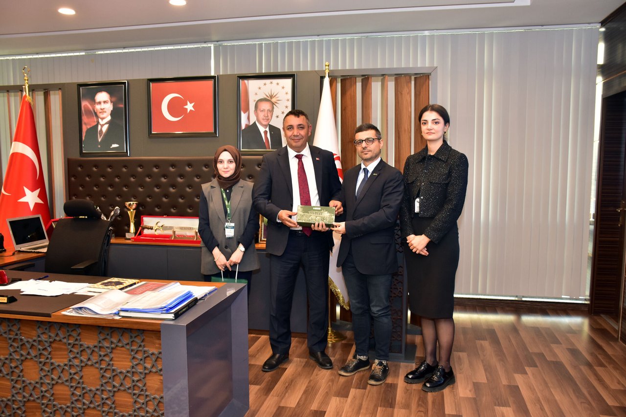 BAŞKANIMIZA ZİYARET