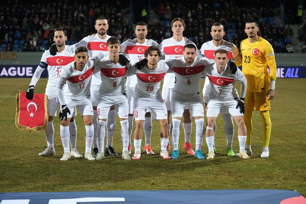 BAŞKANIMIZ, İZLANDA’YI DEPLASMANDA 4-2 MAĞLUP EDEN A MİLLİ FUTBOL TAKIMIMIZI TEBRİK ETTİ