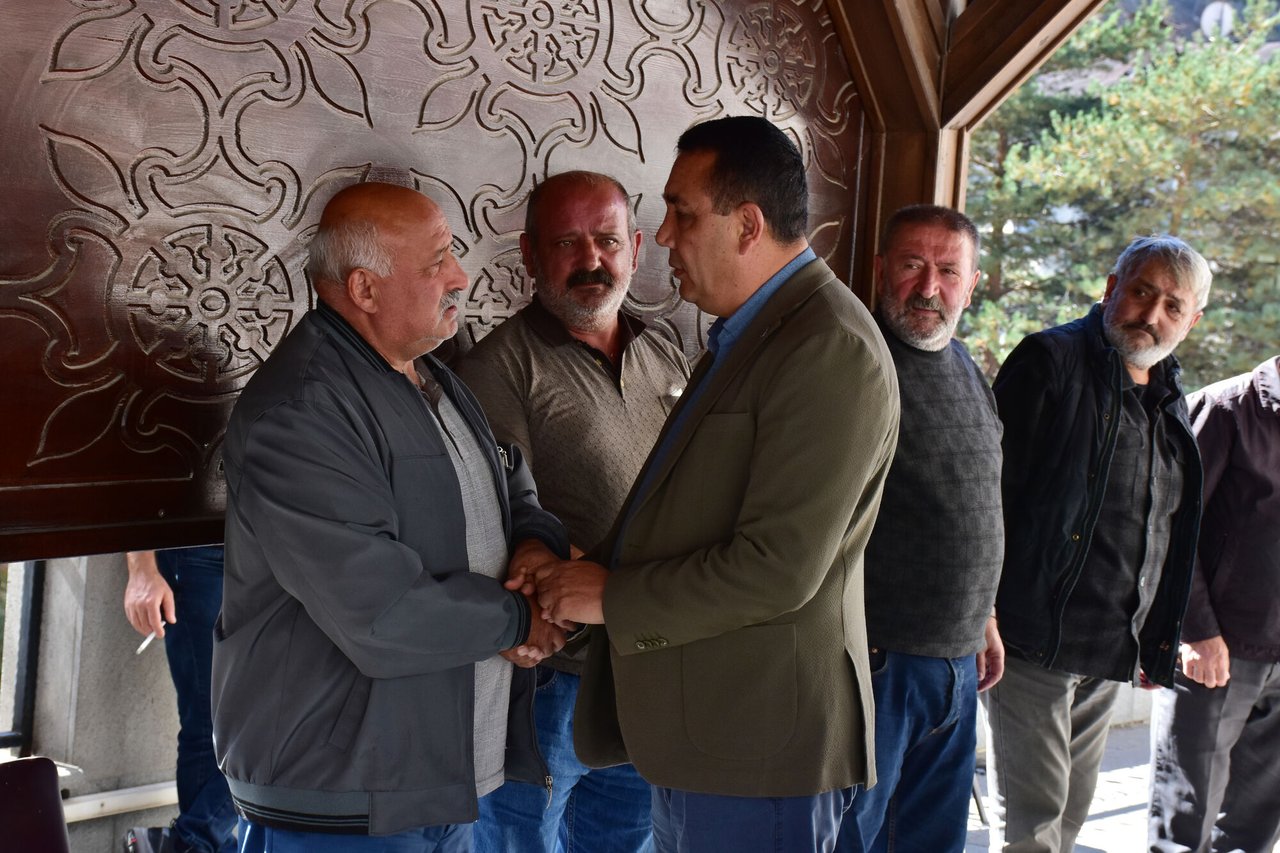 BAŞKANIMIZ, ULUKALE KÖYÜ SAKİNLERİNDEN VEFAT EDEN SAKİNE AY'IN CENAZE TÖRENİNE KATILDI