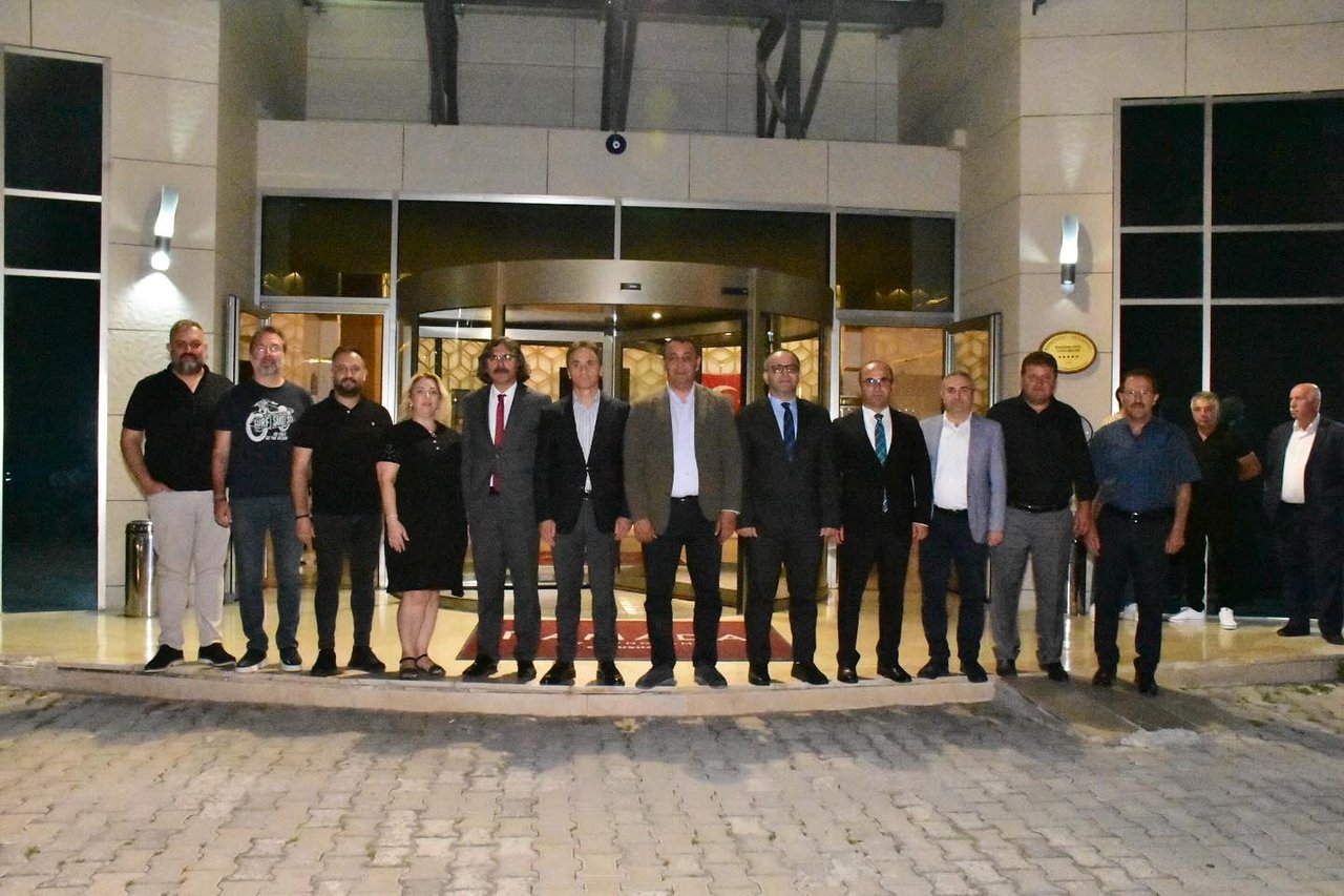 BAŞKANIMIZ, KONYA GÜMÜŞHANELİLER DERNEĞİ’NİN DÜZENLEDİĞİ YEMEK PROGRAMINA KATILDI