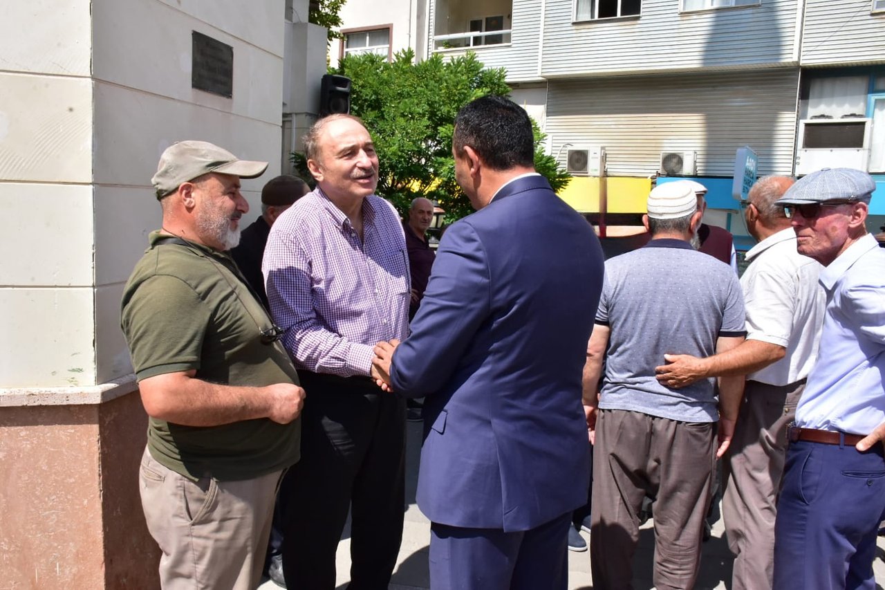 BAŞKANIMIZ, ESKİ BAKANLARIMIZDAN SAYIN FARUK NAFIZ ÖZAK’LA HASBİHAL ETTİ