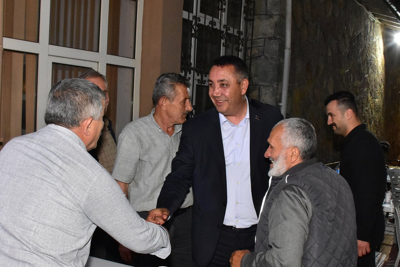 BAŞKANIMIZ, AYŞENUR ÜNLÜ VE ONUR GEDİK ÇİFTİNİN DÜĞÜN TÖRENLERİNE KATILDI