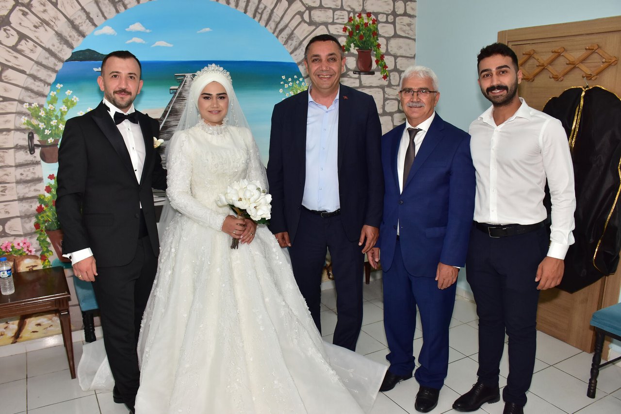 BAŞKANIMIZ, DÜĞÜN TÖRENLERİNE KATILDI