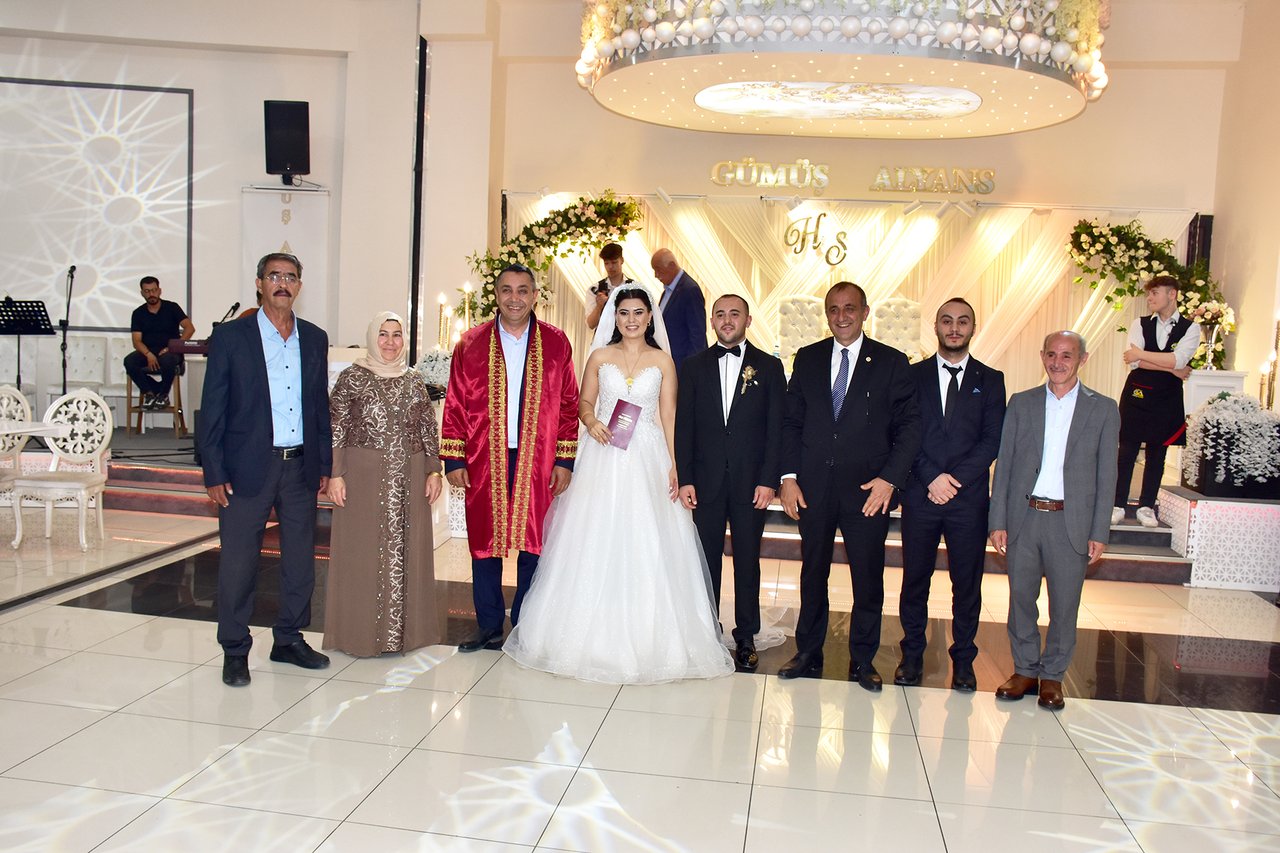 BAŞKANIMIZ DÜĞÜN TÖRENLERİNE KATILDI, NİKAH KIYDI