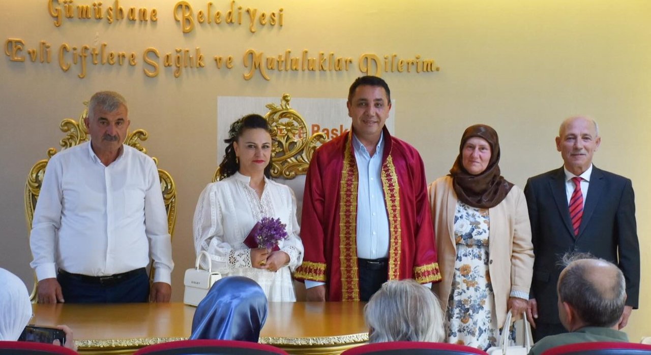BAŞKANIMIZ, NURAL MAZMAN VE HAYRETTİN ÖZDEMİR ÇİFTİNİN NİKAH KIYDI
