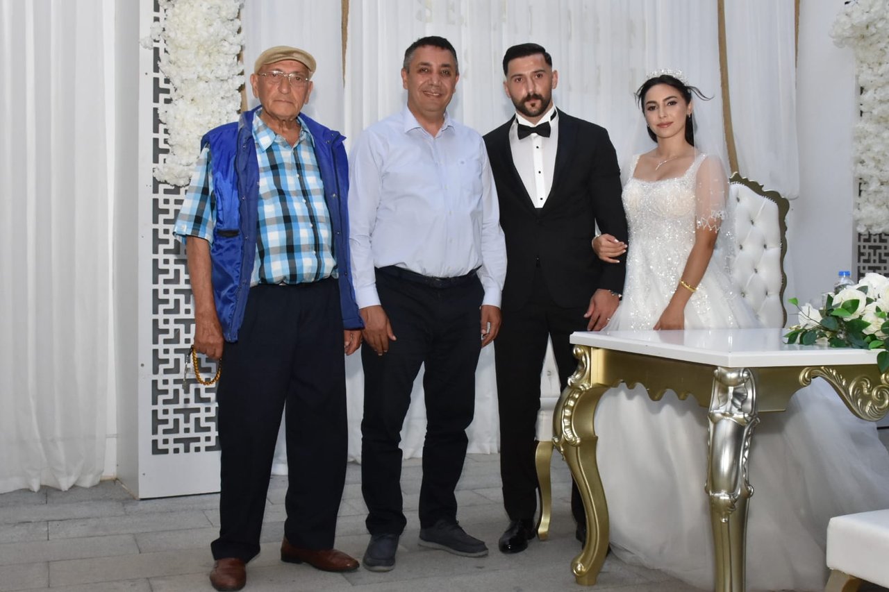 BAŞKANIMIZ, DÜĞÜN TÖRENLERİNE KATILDI NİKAH ŞAHİTLİĞİ YAPTI