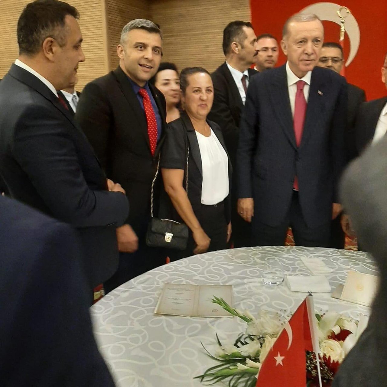 BAŞKANIMIZ, SAYIN CUMHURBAŞKANIMIZ RECEP TAYYİP ERDOĞAN VE GENEL BAŞKANIMIZ SAYIN DR. DEVLET BAHÇELİ İLE KIBRIS’TA BİR ARAYA GELDİ