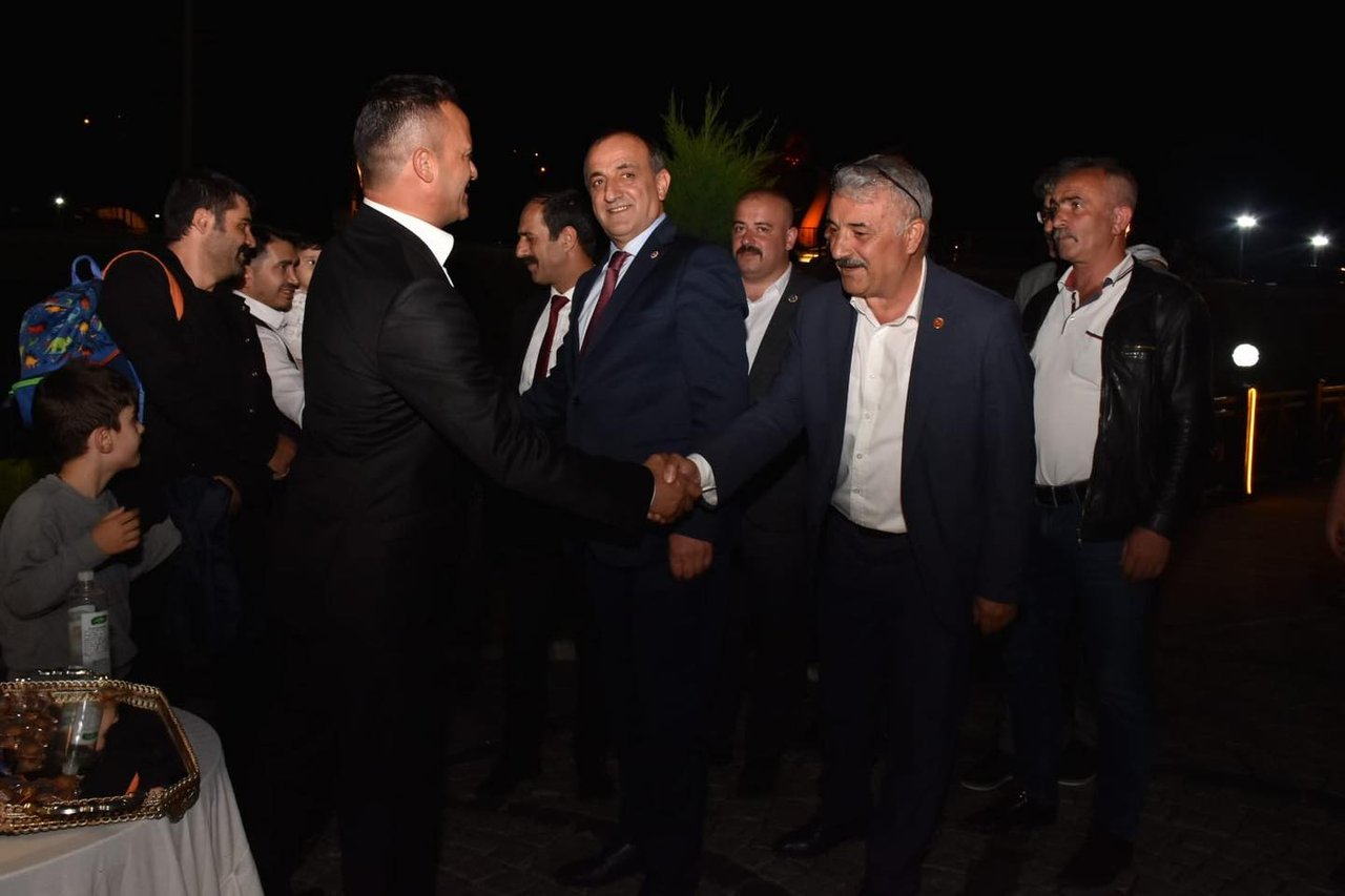 BELEDİYE BAŞKAN VEKİLİMİZ MUSTAFA KÖPRÜLÜ DÜĞÜN TÖRENLERİNE KATILDI