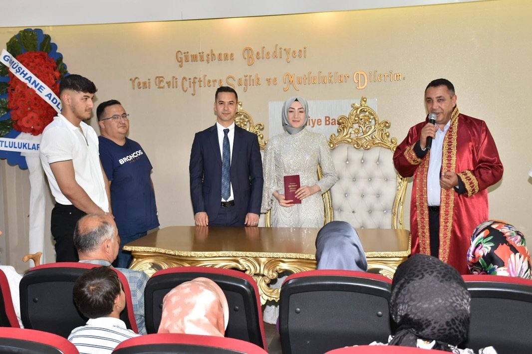 BAŞKANIMIZ, MERVE OKUR İLE FARUK DURDALI ÇİFTİMİZİN NİKAH AKİTLERİNİ GERÇEKLEŞTİRDİ