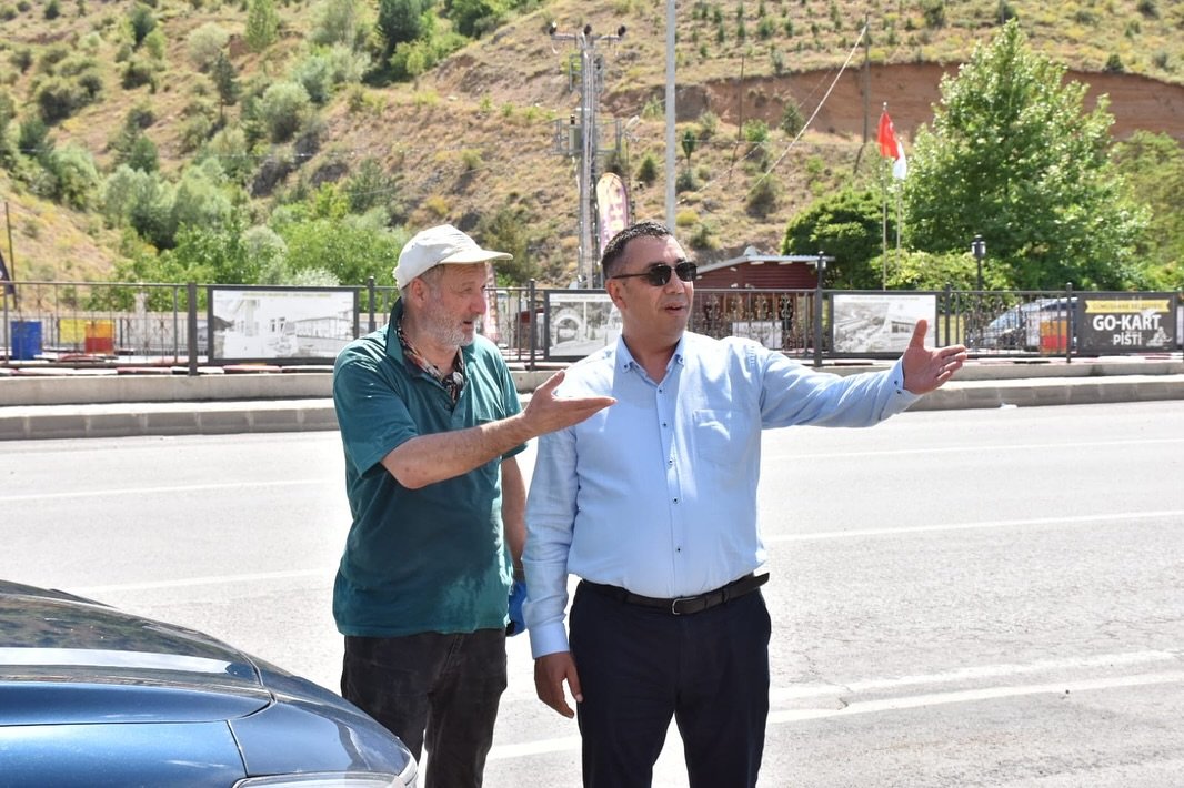 BAĞLARBAŞI VE AKÇAKALE MAHALLEMİZDEKİ BAHÇELERE SU VEREN SULAMA KANALINDA İNCELEME YAPTI