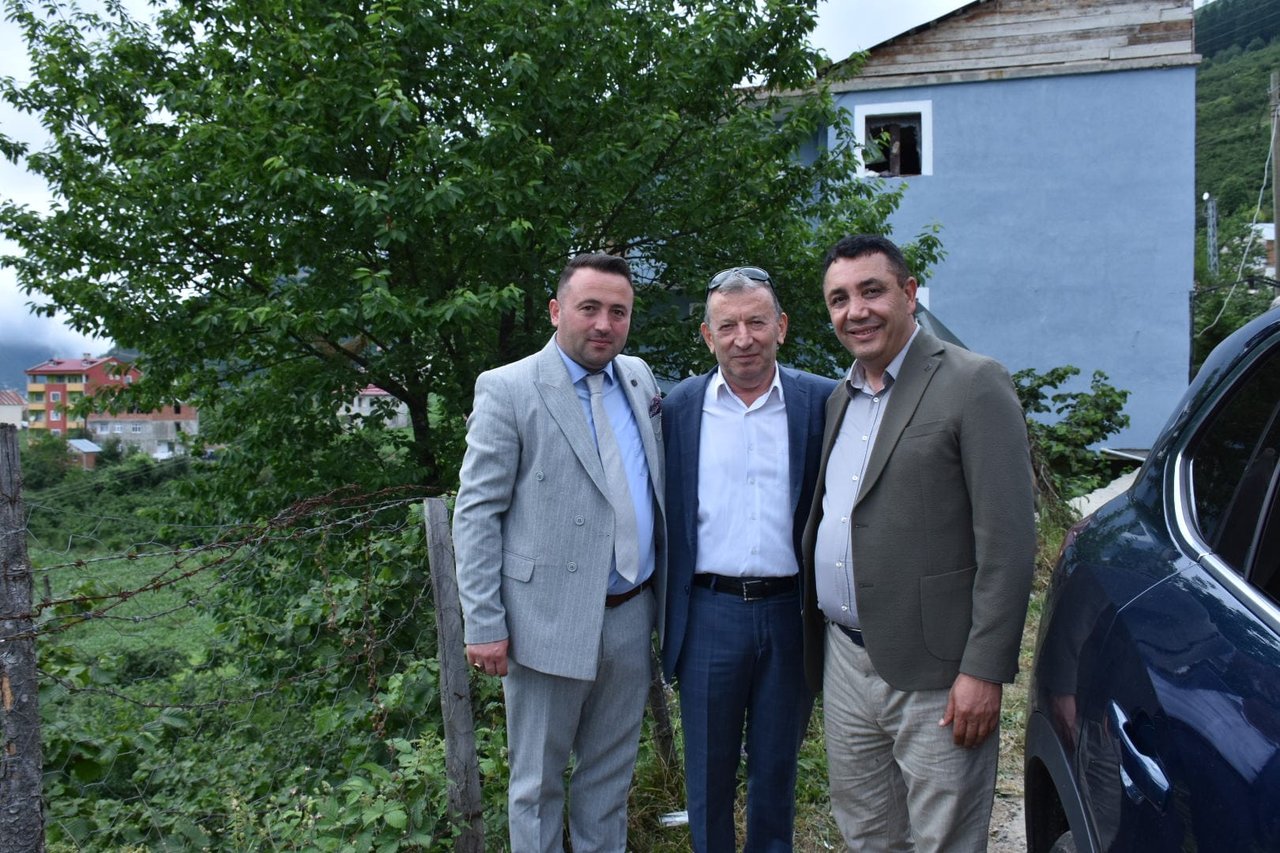 BAŞKANIMIZ, ESMANUR ÜNLÜ İLE RIDVAN TEMEL ÇİFTİMİZİN DÜĞÜN MERASİMLERİNE KATILDI