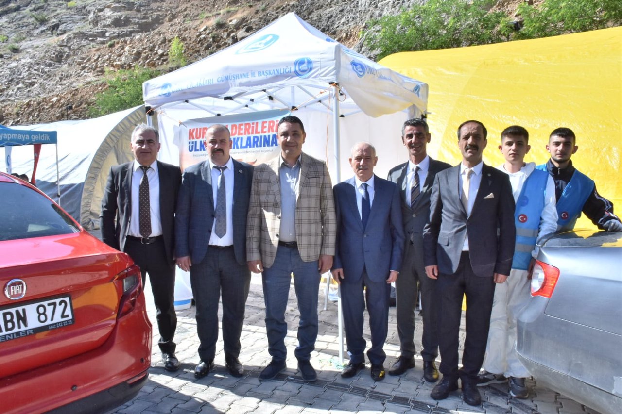 BAŞKANIMIZ, ÜLKÜ OCAKLARI İL BAŞKANLIĞIMIZIN KURBAN DERİSİ TOPLAMA STANDINI ZİYARET ETTİ