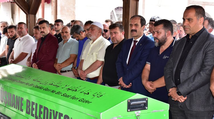 BAŞKAN VEKİLİMİZ HAMZA KARABULUT, ERTUĞRUL ORAK’IN CENAZE TÖRENİNE KATILDI