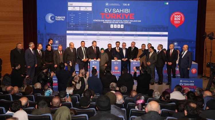 BAŞKANIMIZ, 940 ADET KONUT GÜMÜŞHANE KURA ÇEKİMİNE KATILDI