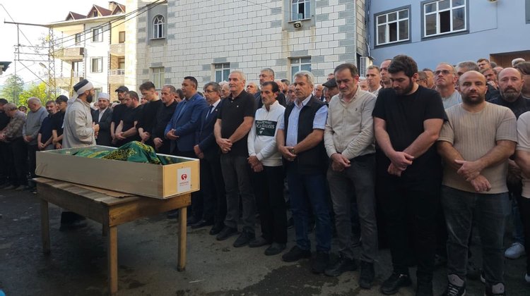 BAŞKANIMIZ, ALİ, MUSTAFA VE BİLAL KIZMIŞ’IN BABALARI RIFAT KIZMIŞ’I, EBEDİYETE UĞURLADI