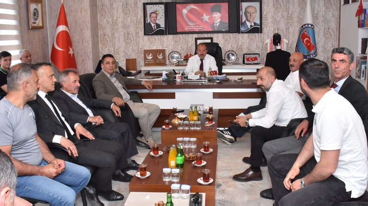 BAŞKANIMIZ, ARZULARKABAKÖY BELDEMİZDE BELEDİYE BAŞKANIMIZ VE HEMŞEHRİLERİMİZLE BAYRAMLAŞTI.